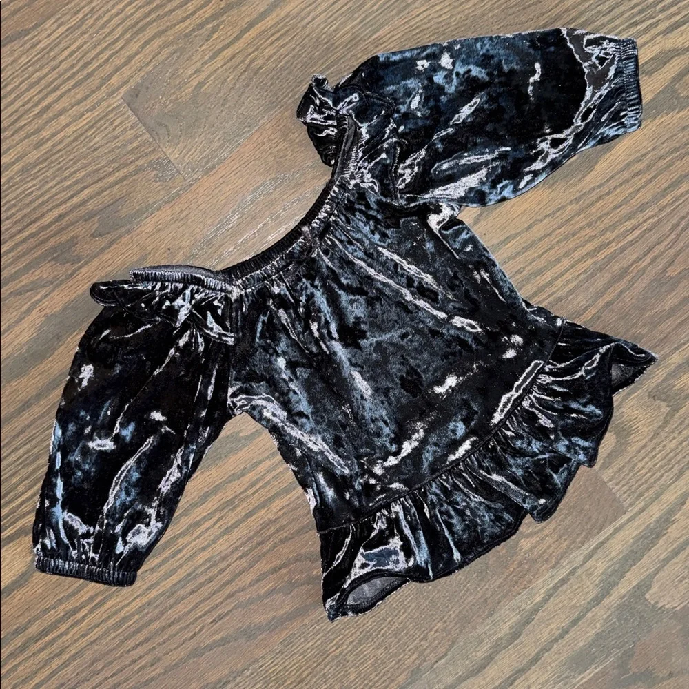 Old Navy Ruffled Velvet Peplum Top | 3T